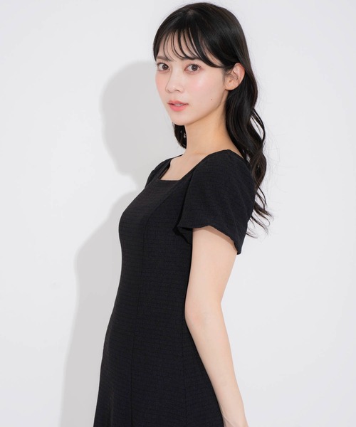 NOELA（ノエラ）の「【WEB限定カラーあり】スクエアネックカットワンピース（ワンピース・レディース・その他1/その他2/ブラック・フリー）」の22枚目の写真