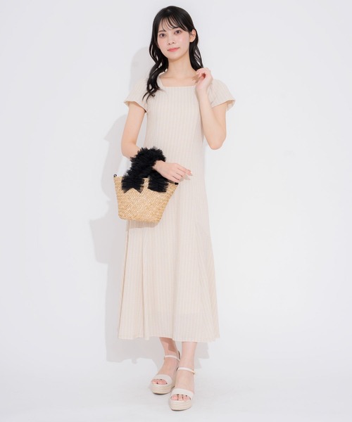 noela ワンピース セール】【WEB限定カラーあり】スクエアネックカットワンピース