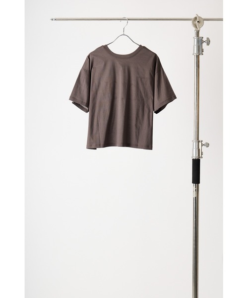 tシャツ CHIGNON BIGロゴ 短丈TEE レディース メンズ セール】CHIGNON BIGロゴ 短丈TEE（Tシャツ/カットソー