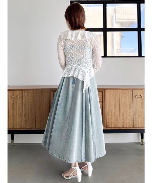 dazzlin(ダズリン)の「ラッフルヘムレースアンサンブル(Tシャツ/カットソー・レディース・ブルー/ブラック/オフホワイト・FREE)」の7枚目の写真