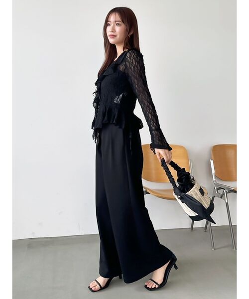 dazzlin(ダズリン)の「ラッフルヘムレースアンサンブル(Tシャツ/カットソー・レディース・ブルー/ブラック/オフホワイト・FREE)」の13枚目の写真