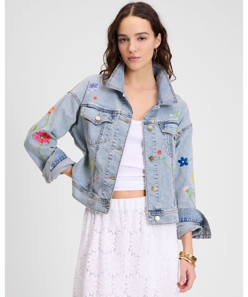 kate spade new york(ケイトスペード ニューヨーク)の「フローラル エンブロイダード ジーン ジャケット(デニムジャケット・レディース・ブルー・MEDIUM/SMALL/X-SMALL)」の2枚目の写真