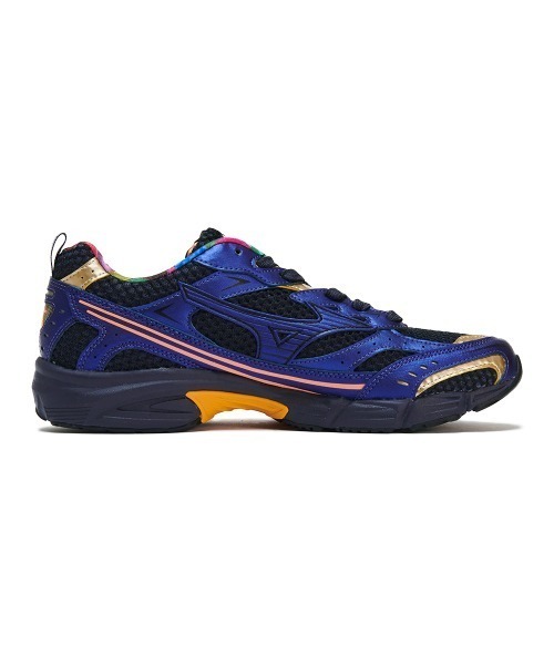 MIZUNO(ミズノ )の「MIZUNO MXR(ミズノ MXR)(スニーカー・メンズ・ベージュ系/ブラック系・24.5cm/24cm/23.5cm/23cm/25.5cm/25cm/28.5cm/28cm/27.5cm/27cm/26.5cm/26cm/30cm/29cm)」の5枚目の写真