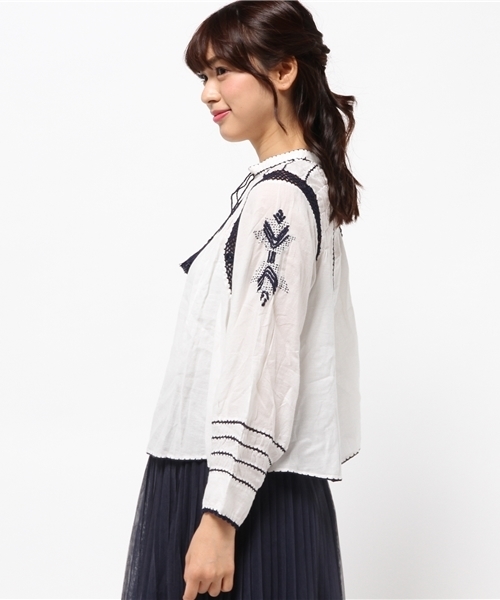 OUTLET（アウトレット）の「【Sheta】インド刺繍ブラウス（シャツ/ブラウス・レディース・ホワイト/カーキ・FREE）」の4枚目の写真