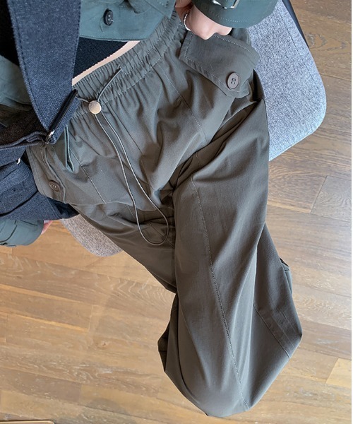 NiiNa(ニーナ)の「【 NiiNa / ニーナ 】ハイウェストゴムミリタリーパンツ(その他パンツ・レディース・グレー/カーキ/ベージュ/ブラック/グレイッシュベージュ・LARGE/MEDIUM/SMALL)」の13枚目の写真