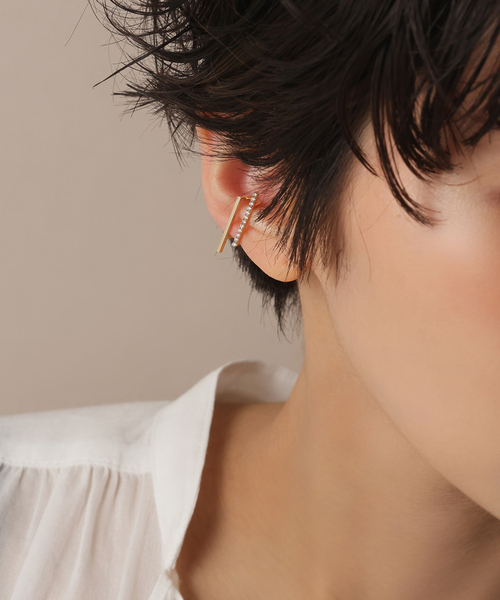 ダイヤダブルバーイヤーカフ K10(片耳)(イヤーカフ)|Lilas ダイヤダブルバーイヤーカフ K10(片耳)(イヤーカフ)|Lilas