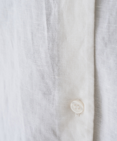 Rouge vif Anna（ルージュヴィフアンナ）の「麻混変形フォルムシャツ（シャツ/ブラウス・レディース・ホワイト/ベージュ/ブラウン・フリー）」の11枚目の写真