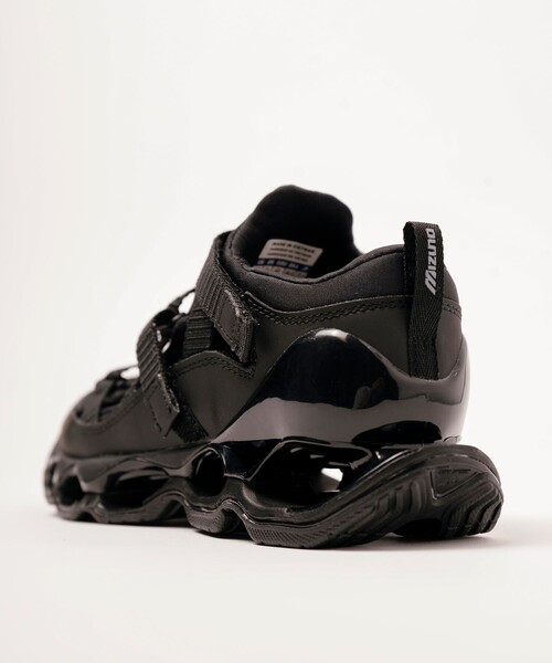 MIZUNO（ミズノ　）の「【MIZUNO(ミズノ)】WAVE PROPHECY STRAP（スニーカー・レディース・ブラック/ブラック系その他・23/24/25）」の13枚目の写真