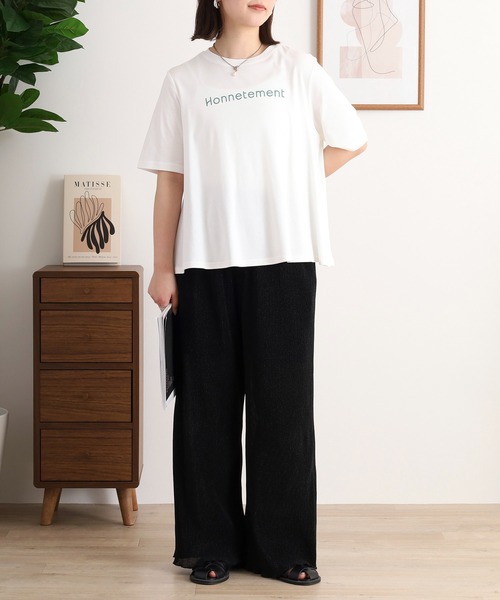 EGLANTINE(エグランティーヌ)の「EGLANTINE ロゴプリントAライン半袖Tシャツ【日本製】(Tシャツ/カットソー・レディース・シルバーグレー/オフホワイト/オレンジ/イエロー/ラベンダー・40)」の9枚目の写真