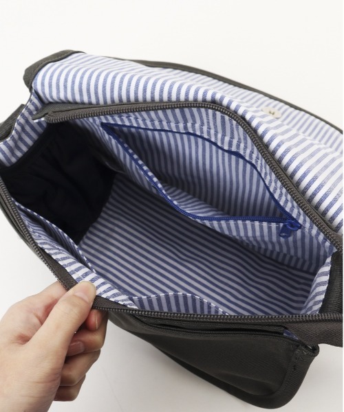 moz(モズ)の「moz モズ ZZEI-24 フラップショルダーバッグ(ショルダーバッグ・レディース・ネイビー/ブラック/ベージュ系その他/グレー×ピンク/トリコロール/グレー系その他/ブラック×ベージュ・FREE)」の21枚目の写真
