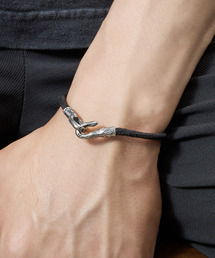 GILD（ギルド）の「GILD ギルド / Leather cord atypical hook bracelet シルバー925レザーコードエイティピカルフックブレスレット / G251-BR05（ブレスレット）」