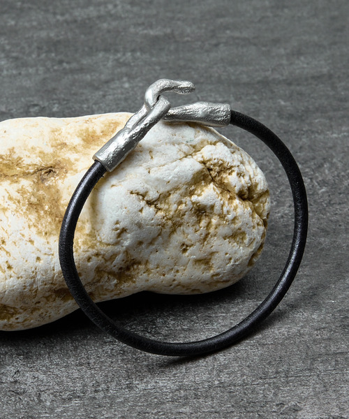 GILD ギルド / Leather cord atypical hook bracelet シルバー925