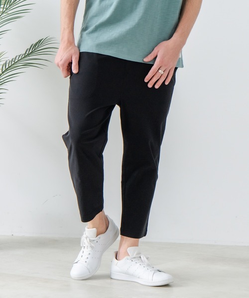 Blue Standard (ブルースタンダード)の「【Blue Standard:ブルースタンダード】スーパーストレッチイージークロップドパンツ 7分丈 イージーケア 接触冷感 ウエストゴム UVカット ジップレス(その他パンツ・メンズ・ブラック/チャコールグレー/ベージュ/ネイビー・MEDIUM/LARGE/X-LARGE)」の1枚目の写真