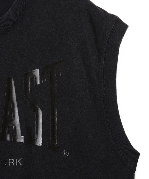 EVERLAST(スポーツ・ライフスタイル)(エバーラスト)の「atmos x EVERLAST Vintage Finish NS T-shirt / アトモス x エバーラスト ヴィンテージ フィニッシュ ノースリーブ Tシャツ【SP】(Tシャツ/カットソー・メンズ・ブラック・XL/L/M)」の3枚目の写真