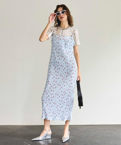 MAISON SPECIAL(メゾンスペシャル)の「Small Flower Pleated Dress/スモールフラワープリーツワンピース■セットアップ対応■(ワンピース・レディース・ブラック/ブルー・36/38)」の3枚目の写真