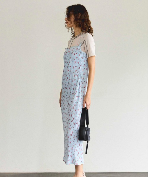 MAISON SPECIAL(メゾンスペシャル)の「Small Flower Pleated Dress/スモールフラワープリーツワンピース■セットアップ対応■(ワンピース・レディース・ブラック/ブルー・36/38)」の7枚目の写真
