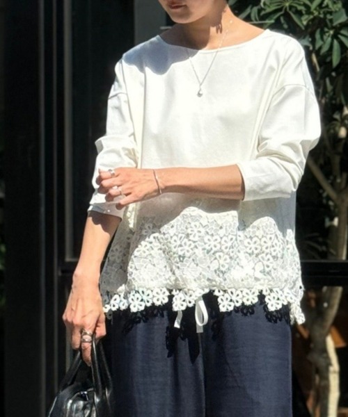 BEARDSLEY（ビアズリー）の「裾レースカットソー（Tシャツ/カットソー・レディース・アイボリー/ブラック・FREE）」の4枚目の写真