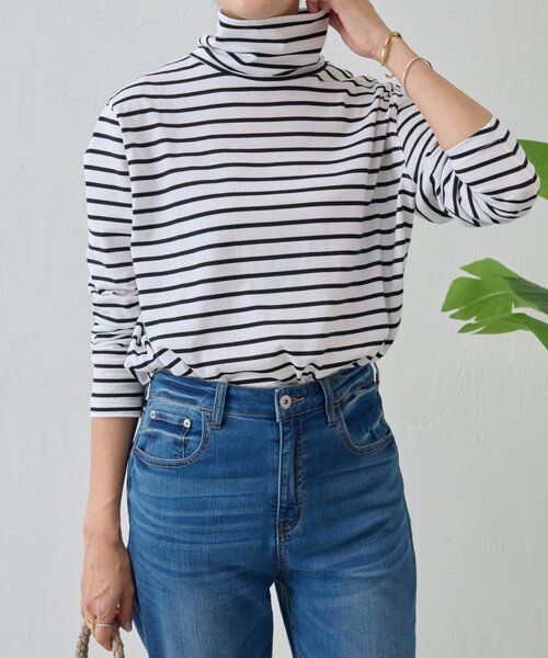 BEARDSLEY（ビアズリー）の「ハイネックカットソー（Tシャツ/カットソー・レディース・ブラック/ホワイト/ホワイト系その他・FREE）」の4枚目の写真