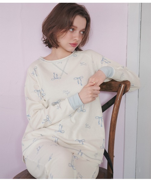 PEACH JOHN（ピーチジョン）の「【腹巻き付き◎肌ざわりの良いコットン混生地】サーマルＨＡＲＡマキパジャマ（ルームウェア/パジャマ・レディース・オフホワイト/ネイビー/ライトピンク/ライトブルーグレー/アイボリー/レッド・S/M/M/L）」の2枚目の写真