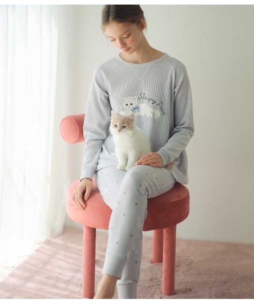 PEACH JOHN（ピーチジョン）の「【腹巻き付き◎肌ざわりの良いコットン混生地】サーマルＨＡＲＡマキパジャマ（ルームウェア/パジャマ・レディース・オフホワイト/ネイビー/ライトピンク/ライトブルーグレー/アイボリー/レッド・S/M/M/L）」の3枚目の写真