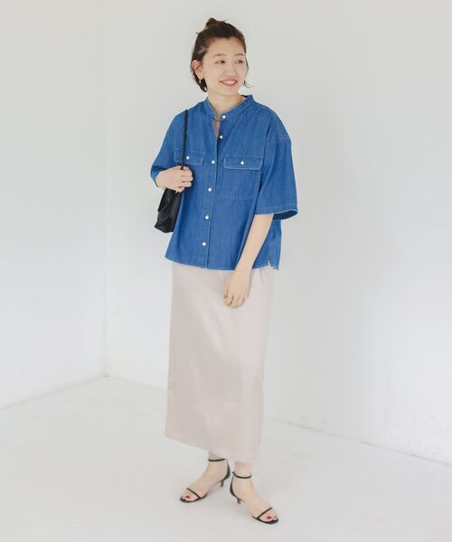 le.coeur blanc(ルクールブラン)の「スタンドネックパールボタンハーフスリーブシャツ(シャツ/ブラウス・レディース・ブルー/サックスブルー・38)」の16枚目の写真