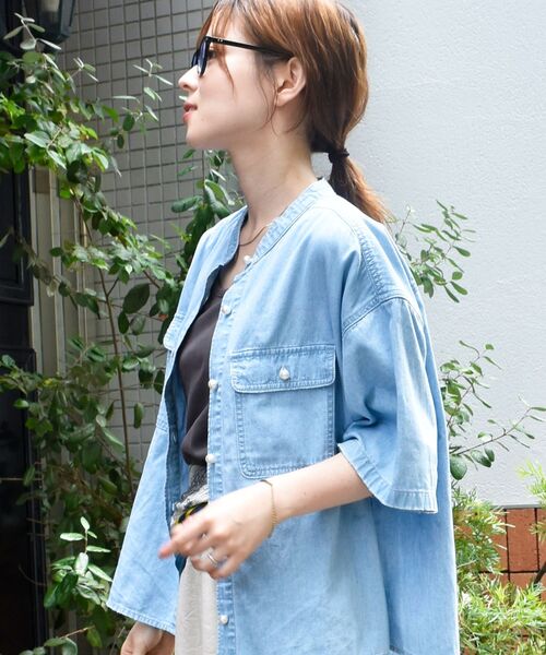 le.coeur blanc(ルクールブラン)の「スタンドネックパールボタンハーフスリーブシャツ(シャツ/ブラウス・レディース・ブルー/サックスブルー・38)」の21枚目の写真