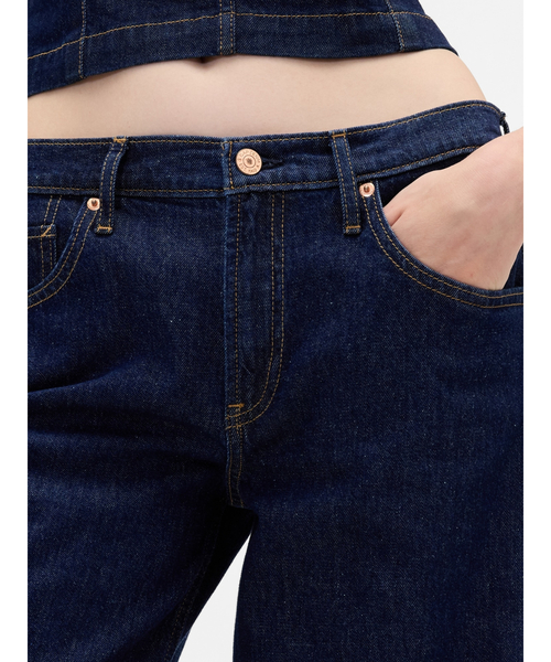 GAP(ギャップ)の「ローライズ '90s ルーズフィット デニム(デニムパンツ・レディース・インディゴブルー・29/23/27/25/28/26/30/24)」の3枚目の写真