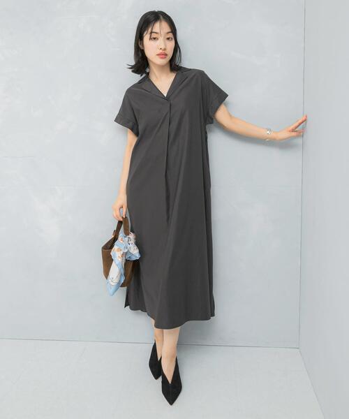 URBAN RESEARCH ROSSO WOMEN（アーバンリサーチ　ロッソ）の「オープンカラーベルト付ワンピース（ワンピース・レディース・チャコールグレー・FREE）」の21枚目の写真