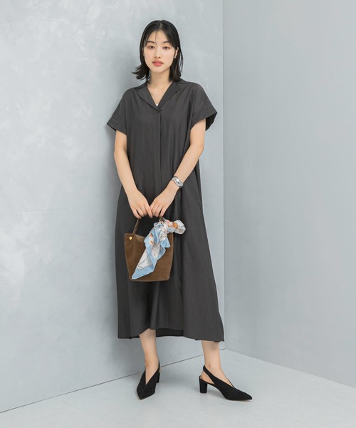 URBAN RESEARCH ROSSO WOMEN（アーバンリサーチ　ロッソ）の「オープンカラーベルト付ワンピース（ワンピース・レディース・チャコールグレー・FREE）」の2枚目の写真