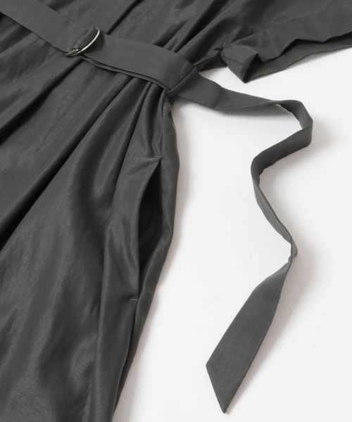 URBAN RESEARCH ROSSO WOMEN（アーバンリサーチ　ロッソ）の「オープンカラーベルト付ワンピース（ワンピース・レディース・チャコールグレー・FREE）」の17枚目の写真