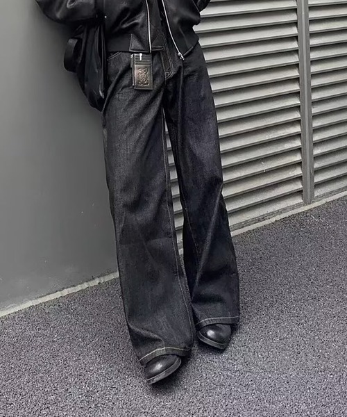 きれいめにもハマる” ブラックワイドリジットデニム（デニムパンツ