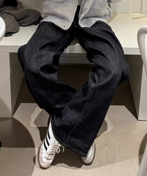 Evo+Revo（エボレボ）の「“きれいめにもハマる” ブラックワイドリジットデニム（デニムパンツ・メンズ・ブラック・M/L/XL）」の7枚目の写真