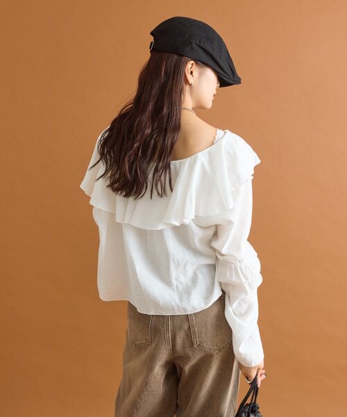 mystic(ミスティック)の「【4色展開◎】ラッフルボレロブラウス(シャツ/ブラウス・レディース・ブルー/オフホワイト/ブラック/ブラウン・FREE)」の13枚目の写真