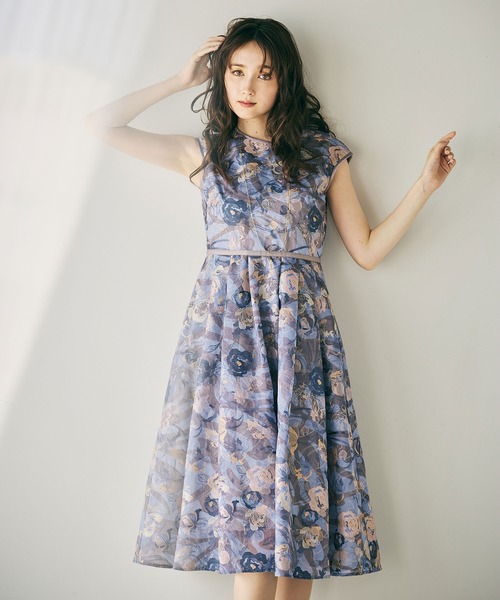 Audie a Muses(オーディアミューズ)の「アールヌーボー調刺繍ワンピース(ワンピース・レディース・ブルー/グリーン・38/40/42/36)」の3枚目の写真