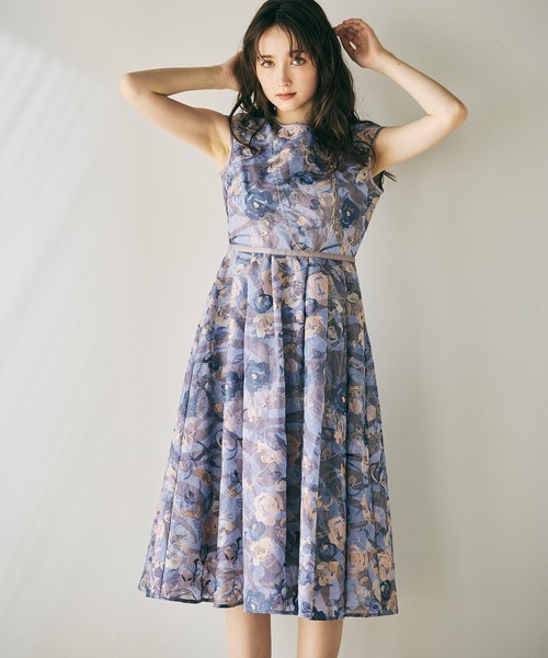 Audie a Muses(オーディアミューズ)の「アールヌーボー調刺繍ワンピース(ワンピース・レディース・ブルー/グリーン・38/40/42/36)」の9枚目の写真