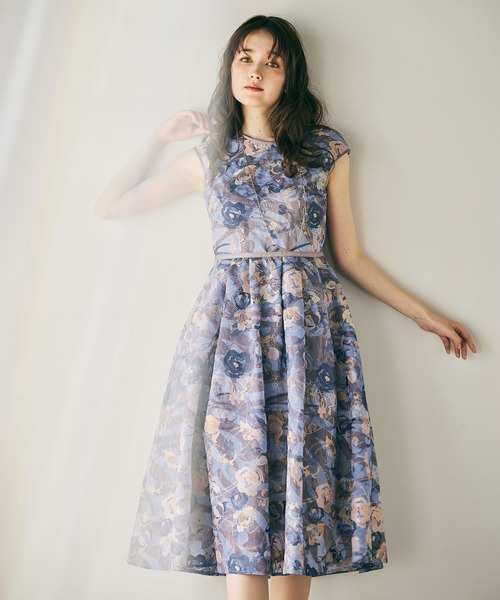 Audie a Muses(オーディアミューズ)の「アールヌーボー調刺繍ワンピース(ワンピース・レディース・ブルー/グリーン・38/40/42/36)」の8枚目の写真
