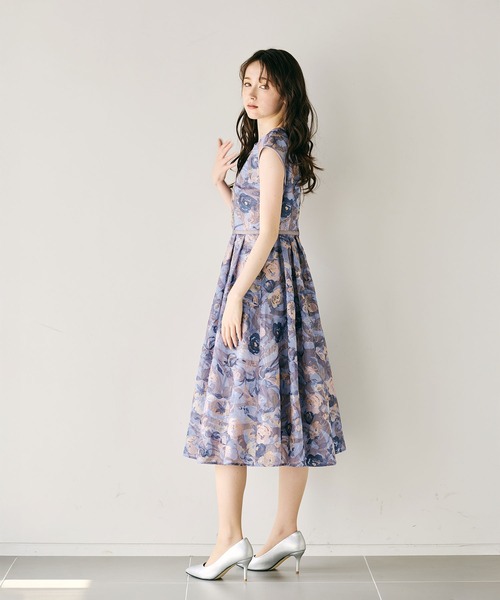 Audie a Muses(オーディアミューズ)の「アールヌーボー調刺繍ワンピース(ワンピース・レディース・ブルー/グリーン・38/40/42/36)」の16枚目の写真