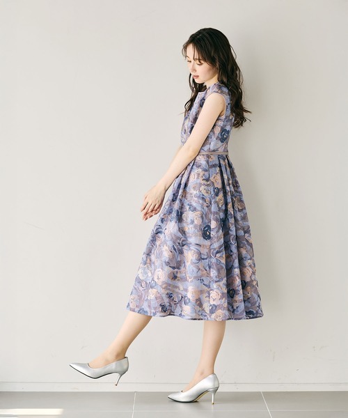 Audie a Muses(オーディアミューズ)の「アールヌーボー調刺繍ワンピース(ワンピース・レディース・ブルー/グリーン・38/40/42/36)」の17枚目の写真