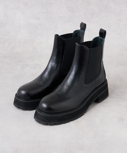 LANVIN en Bleu(ランバンオンブルー)の「レザーサイドゴアブーツ(ブーツ・レディース・ブラウン/ブラック・36/38/40/34)」の1枚目の写真