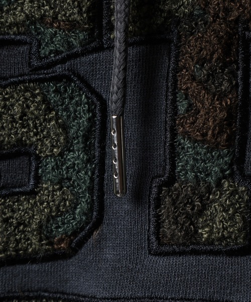 Jungle Storm（ジャングルストーム）の「JUNGLESTOTM CAMO相良刺繍加工プルパーカー（パーカー・メンズ・ブラウン/カーキ/チャコールグレー・L/M）」の5枚目の写真