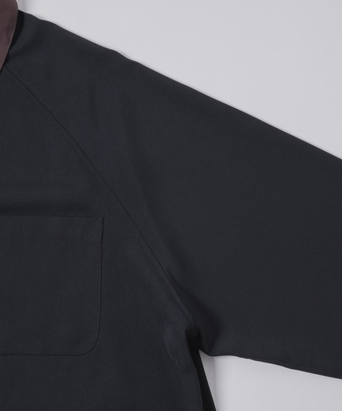 DOOPZ（ドープス）の「OVERSIZED DOLMAN SLEEVE SHIRT - オーバーサイズドルマンスリーブシャツ（シャツ/ブラウス・メンズ・レッド/ホワイト/ブラック・LARGE/MEDIUM/SMALL）」の5枚目の写真