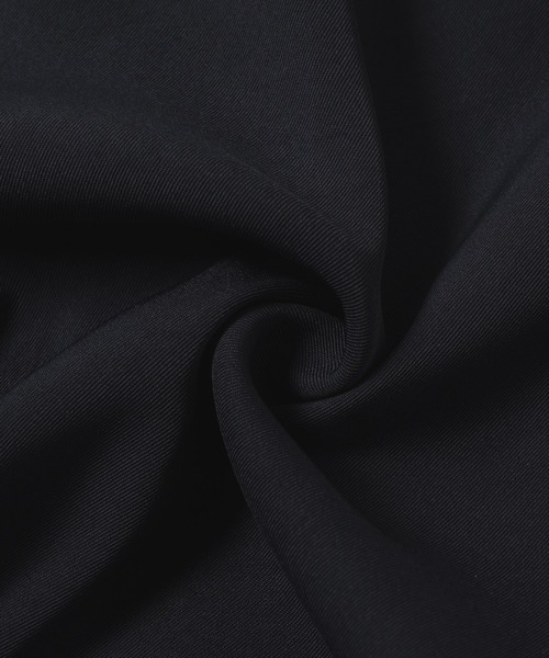 DOOPZ（ドープス）の「OVERSIZED DOLMAN SLEEVE SHIRT - オーバーサイズドルマンスリーブシャツ（シャツ/ブラウス・メンズ・レッド/ホワイト/ブラック・LARGE/MEDIUM/SMALL）」の9枚目の写真