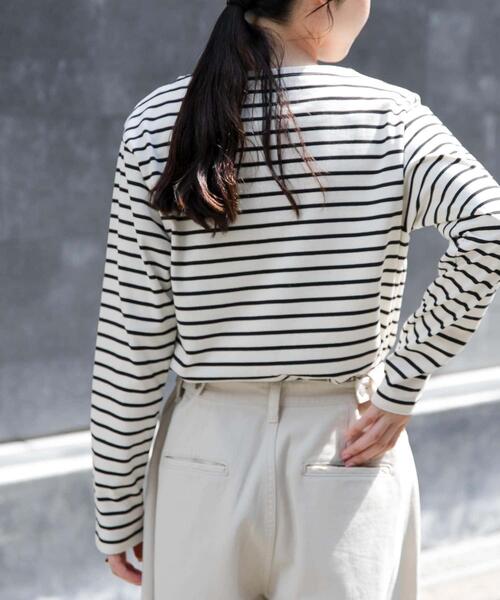 FORK&SPOON（フォークアンドスプーン）の「FORK&SPOON　ボートネックボーダー（Tシャツ/カットソー・レディース・グリーン系その他/レッド系その他/ブラック系その他・1/2）」の6枚目の写真