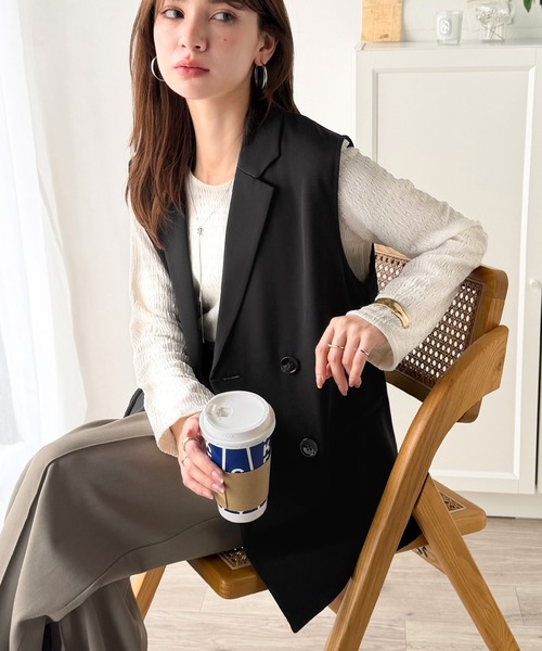 classicalelf（クラシカルエルフ）の「いつものコーデに重ねるだけ。即、今っぽこなれ感。ダブルジャケットジレベスト（ベスト・レディース・ブラウン/ベージュ/ブラック・MEDIUM/LARGE/X-LARGE/SMALL）」の6枚目の写真
