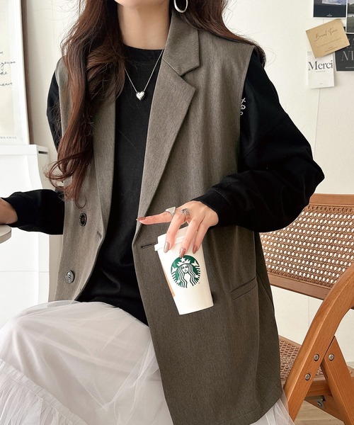 classicalelf（クラシカルエルフ）の「いつものコーデに重ねるだけ。即、今っぽこなれ感。ダブルジャケットジレベスト（ベスト・レディース・ブラウン/ベージュ/ブラック・MEDIUM/LARGE/X-LARGE/SMALL）」の15枚目の写真