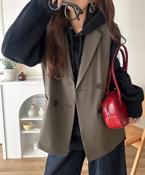 classicalelf（クラシカルエルフ）の「いつものコーデに重ねるだけ。即、今っぽこなれ感。ダブルジャケットジレベスト（ベスト・レディース・ブラウン/ベージュ/ブラック・MEDIUM/LARGE/X-LARGE/SMALL）」の18枚目の写真