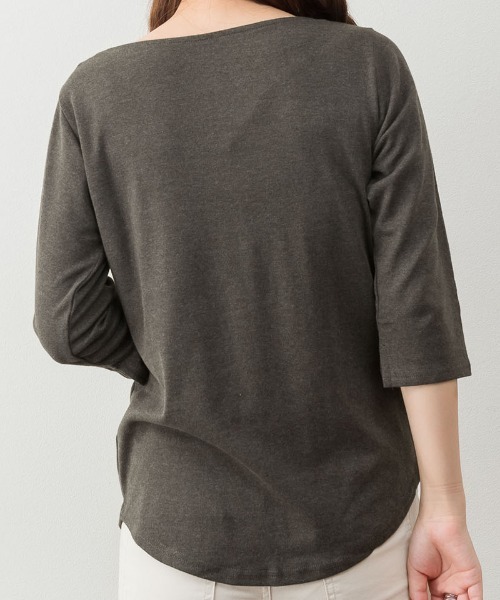 RCD(アールシーディー)の「ボートネック七分袖プルオーバー(Tシャツ/カットソー・レディース・ブラック/カーキ/オフホワイト/杢グレー/チャコールグレー・M/LL/3L/4L/L)」の13枚目の写真