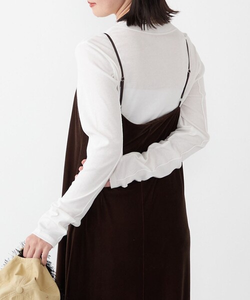 SHIPS Colors(シップス カラーズ)の「SHIPS Colors:〈手洗い可能〉シアー ドライ タッチ インナー TEE◇(Tシャツ/カットソー・レディース・ブラック/ブラウン/オフホワイト/イエロー/ネイビー/ダークグレー/クリーム/ピンク・ONE SIZE)」の2枚目の写真