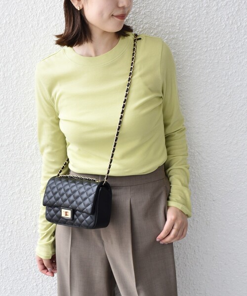 SHIPS Colors(シップス カラーズ)の「SHIPS Colors:〈手洗い可能〉シアー ドライ タッチ インナー TEE◇(Tシャツ/カットソー・レディース・ブラック/ブラウン/オフホワイト/イエロー/ネイビー/ダークグレー/クリーム/ピンク・ONE SIZE)」の7枚目の写真