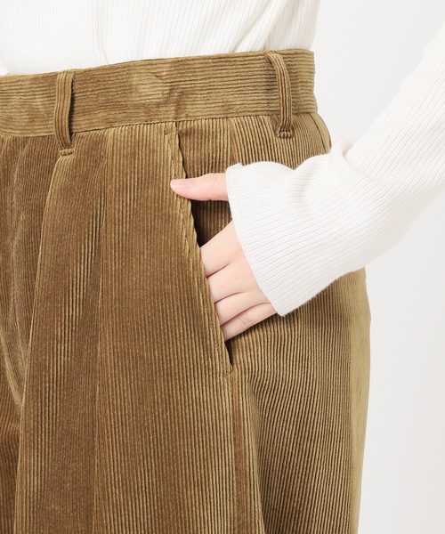 journal standard L'essage（ジャーナルスタンダードレサージュ）の「《追加2》ストレッチコーデュロイ 2タックパンツ（その他パンツ・レディース・ブラック/ブラウン系その他/ブルー系その他/ベージュ・38/36/40）」の12枚目の写真